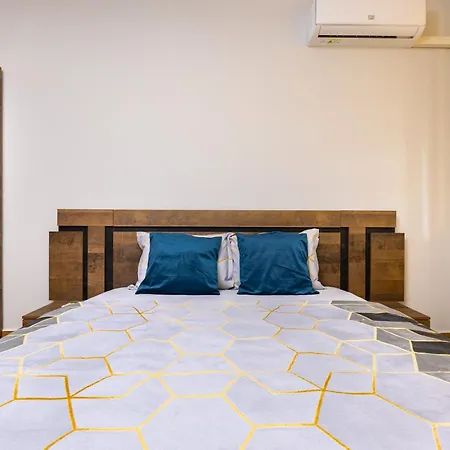 Apartment Bright And Cozy Next To A Park By Flat Mаnager Plovdiv