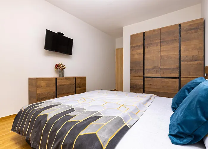 Bright And Cozy Next To A Park By Flat Mаnager Apartment