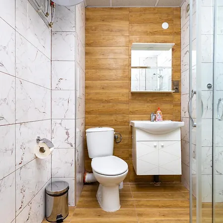 Bright And Cozy Next To A Park By Flat Mаnager بلوفديف