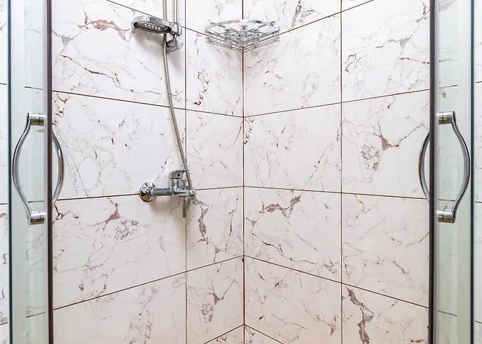 公寓 Bright And Cozy Next To A Park By Flat Mаnager